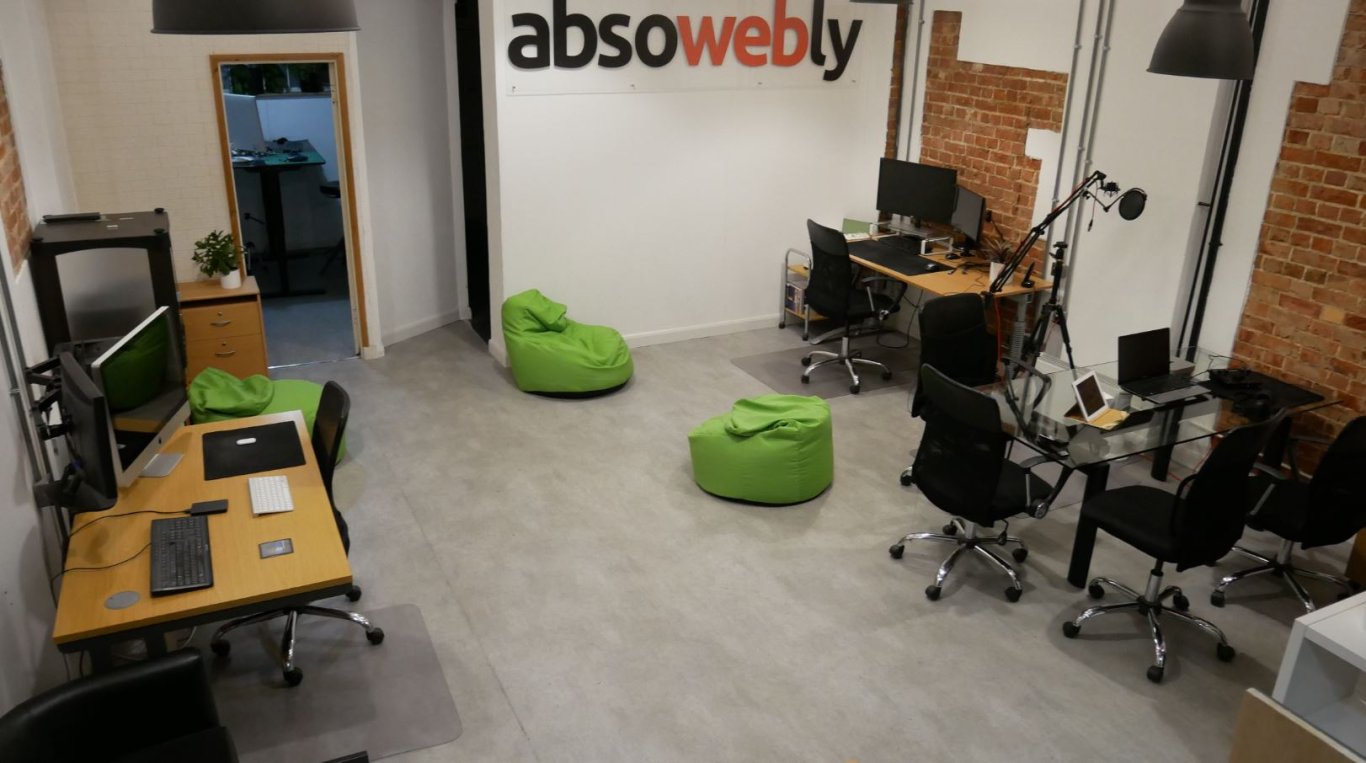 Absowebly Office - Ops Room Development, Studio and Web Clinic